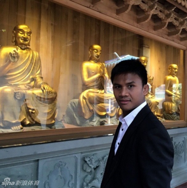 泰拳王播求擂台上下别样人生