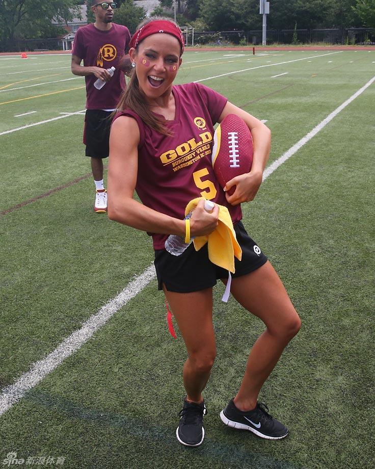 美女拉拉队性感橄榄球赛_高清图集_新浪网
