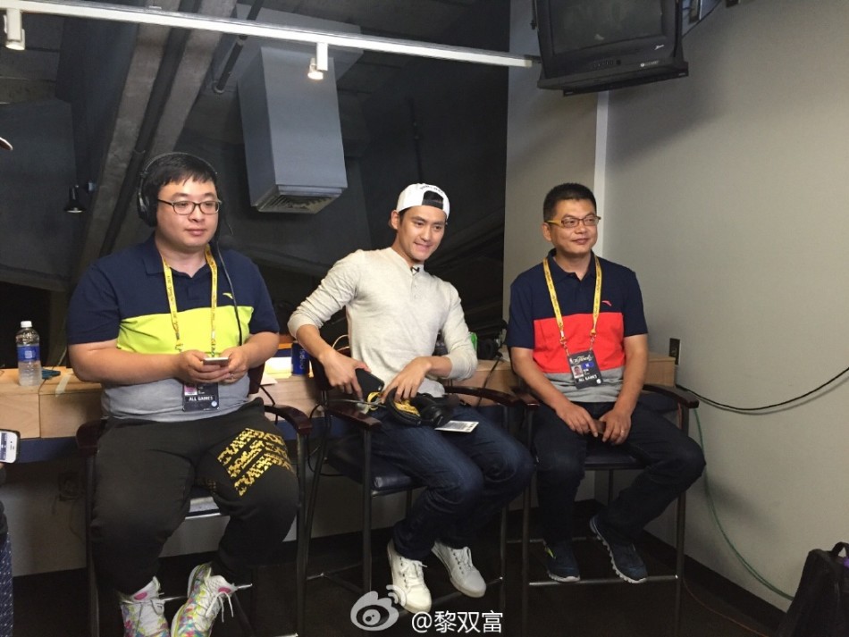 库里37分詹皇40分勇士夺天王山