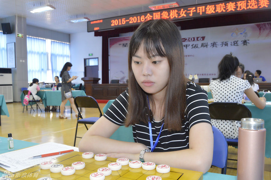 女子象甲预赛第2日_高清图集_新浪网