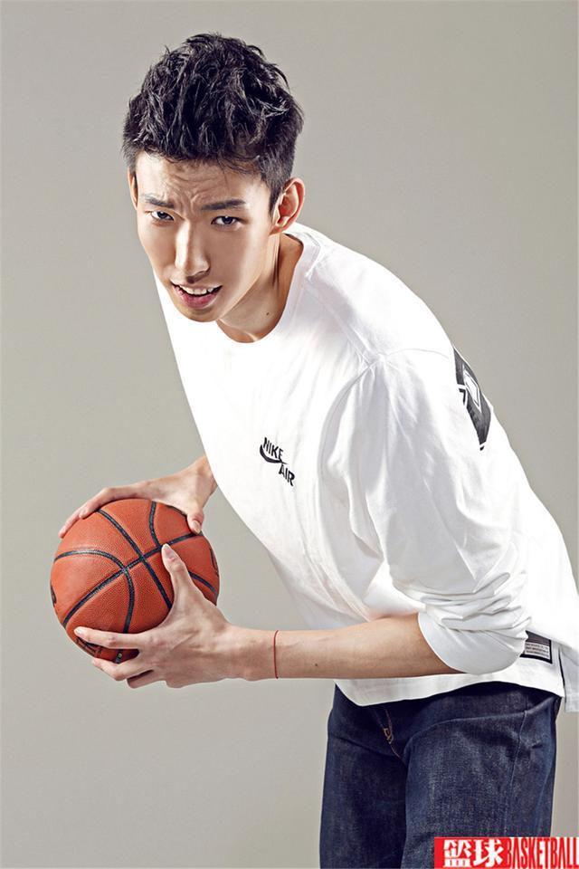 周琦写真暴帅! 能耍帅也能俏皮搞怪_高清图集_新浪网