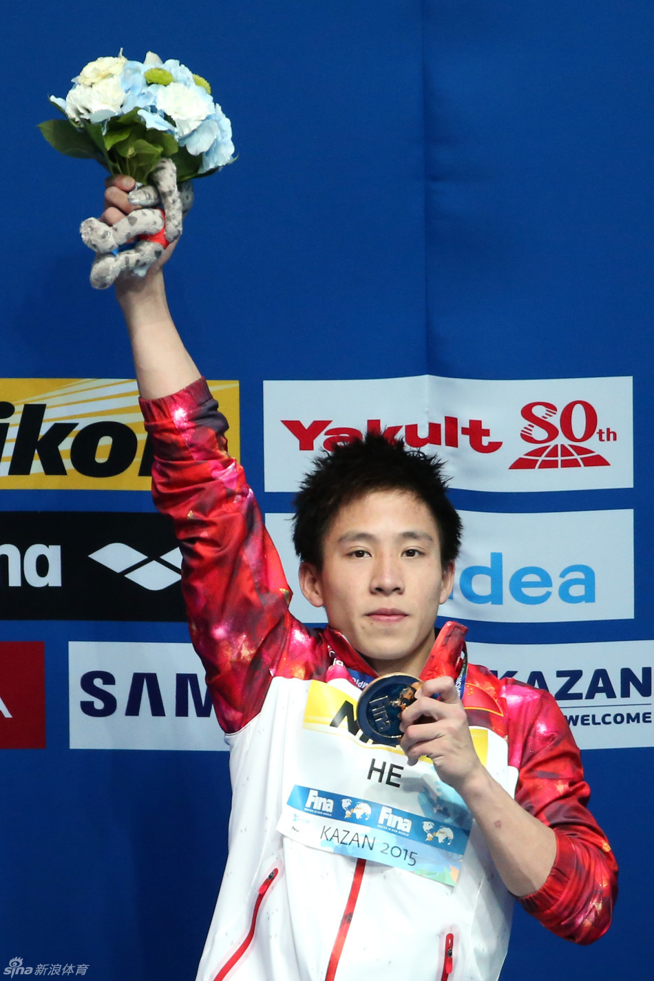 何超跳水三米板摘金_高清图集_新浪网