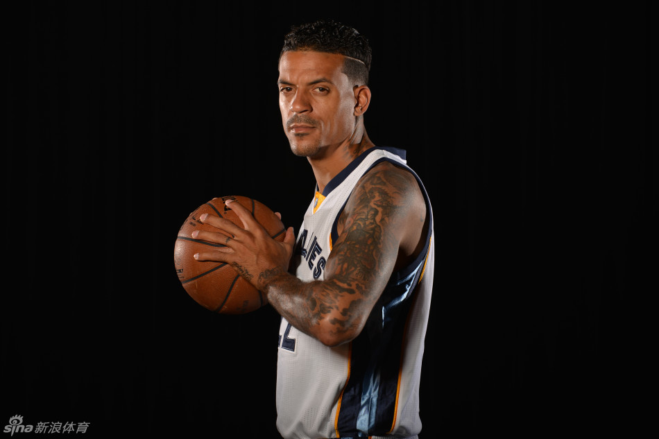 巴恩斯正式亮相灰熊_高清图集_新浪网