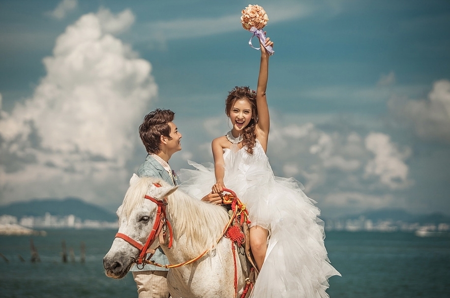 印度婚礼骑马图片