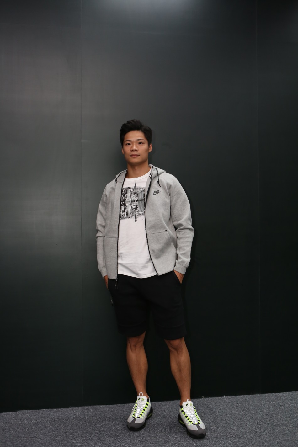 中国飞人苏炳添接受媒体采访_高清图集_新浪网