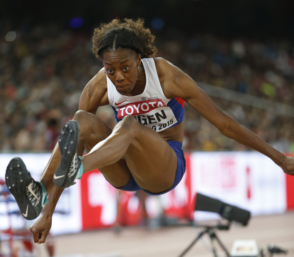 美国选手巴尔托莱塔跳远夺冠