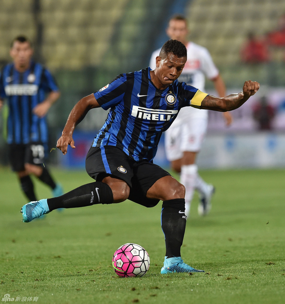 瓜林助攻新援约维蒂奇连续2轮进球.卡尔皮替补迪高迪奥扳平.