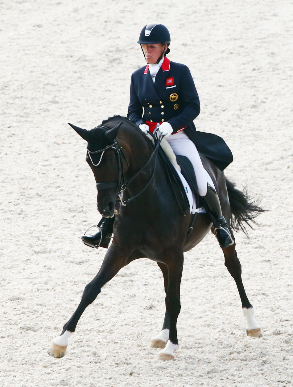 02 14:59:28 1 / 11 2015亚琛马术欧锦赛场,英国女骑师fiona bigwood