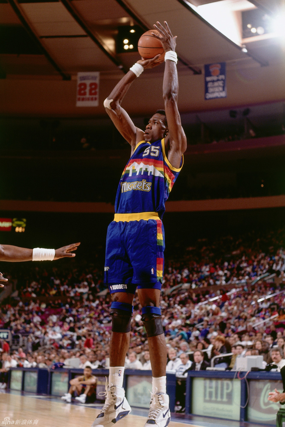 北京时间9月1日,据《丹佛邮报》报道,迪肯贝-穆托姆博将迎来一个重要