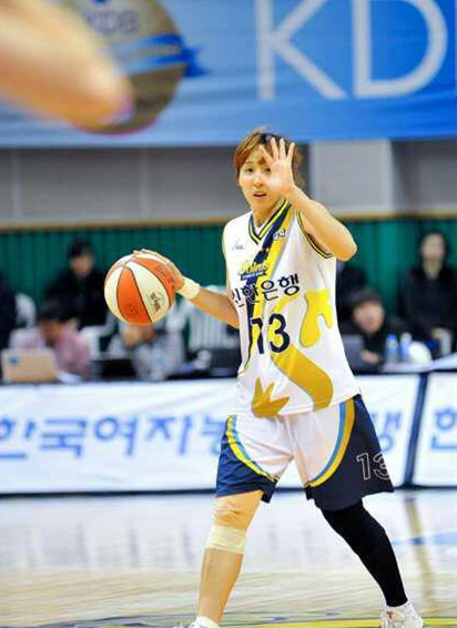 韩国女篮美女国手金丹菲 清纯可爱女神级球员_高清图集_新浪网