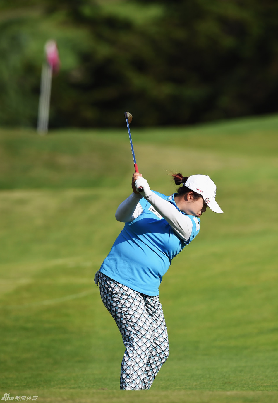 一姐冯珊珊挥杆依云赛首轮_高清图集_新浪网