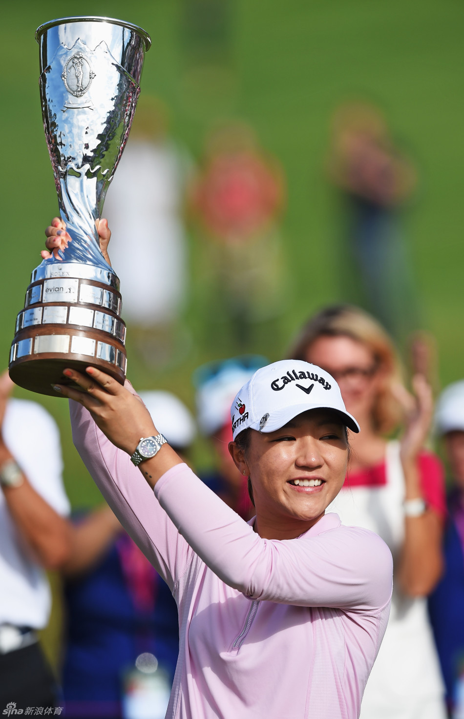 新西兰18岁姑娘高宝璟在法国依云度假村高尔夫俱乐部赢得依云锦标赛