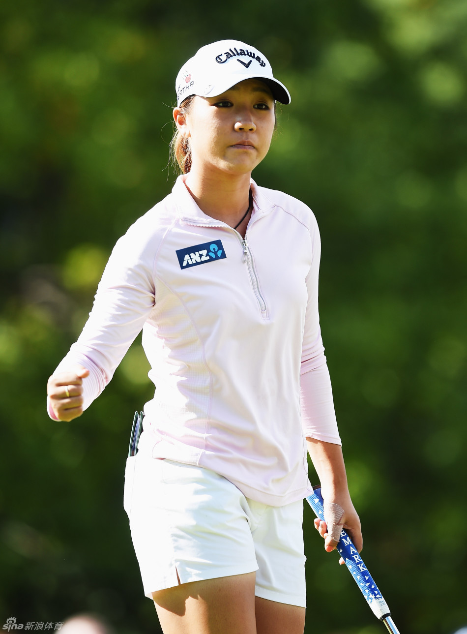 新西兰18岁姑娘高宝璟在法国依云度假村高尔夫俱乐部赢得依云锦标赛
