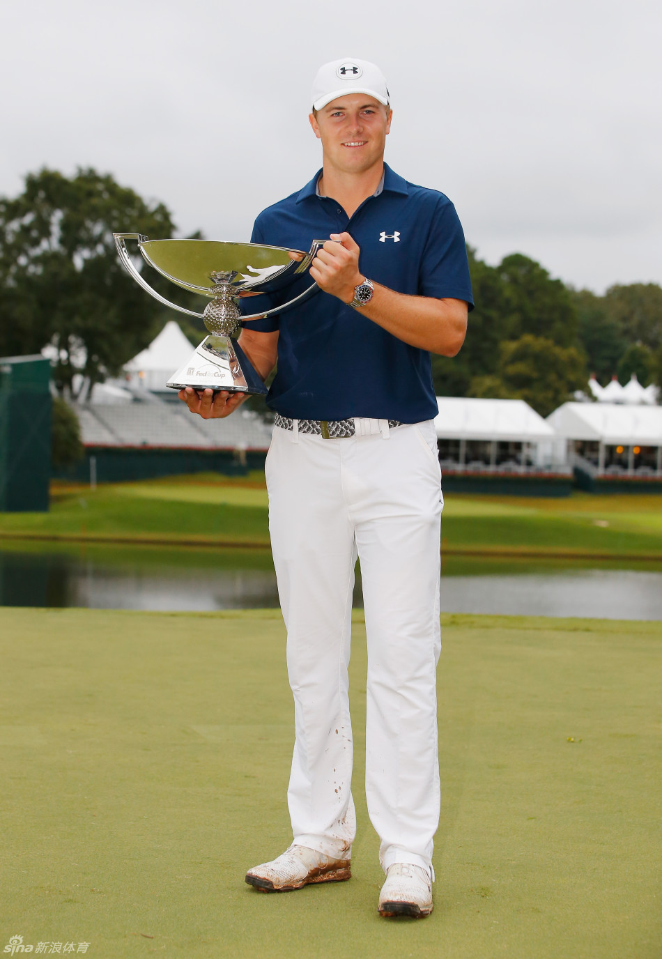 年仅22岁,美国选手乔丹-斯皮思在亚特兰大时间星期日成为高尔夫历史上