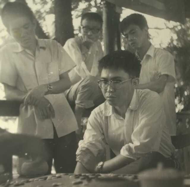 年轻时代的聂卫平