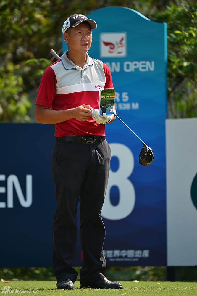 佛山公开赛首轮陈子豪排名第三_高清图集_新浪网