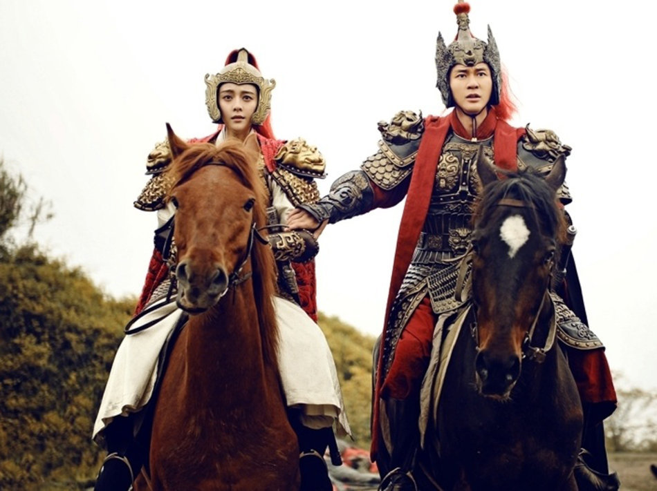 范冰冰领衔女星骑马照_高清图集_新浪网