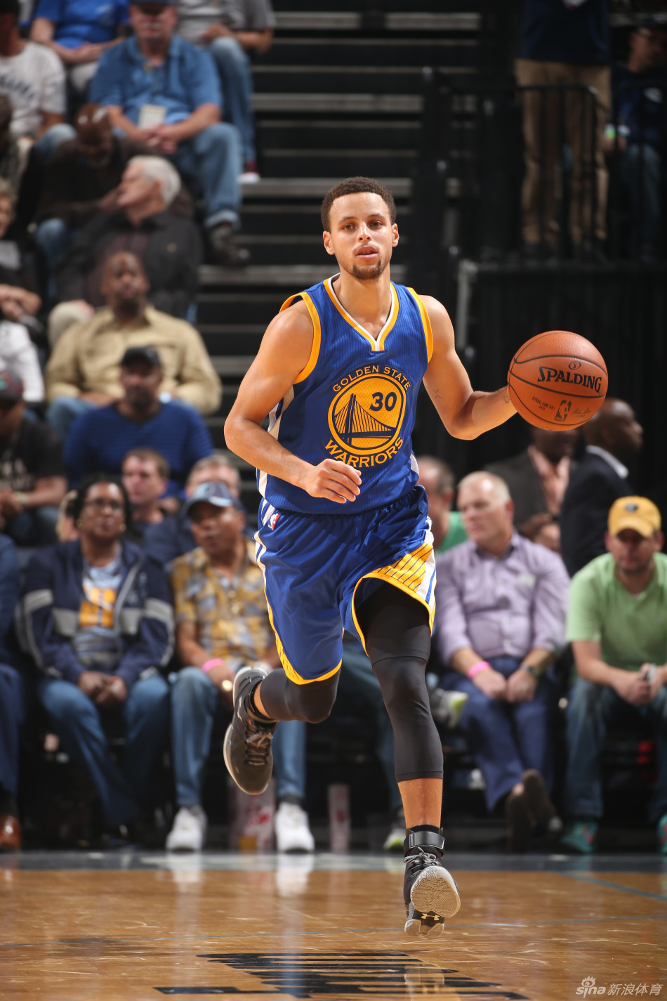 [常规赛]勇士100-84灰熊_高清图集_新浪网