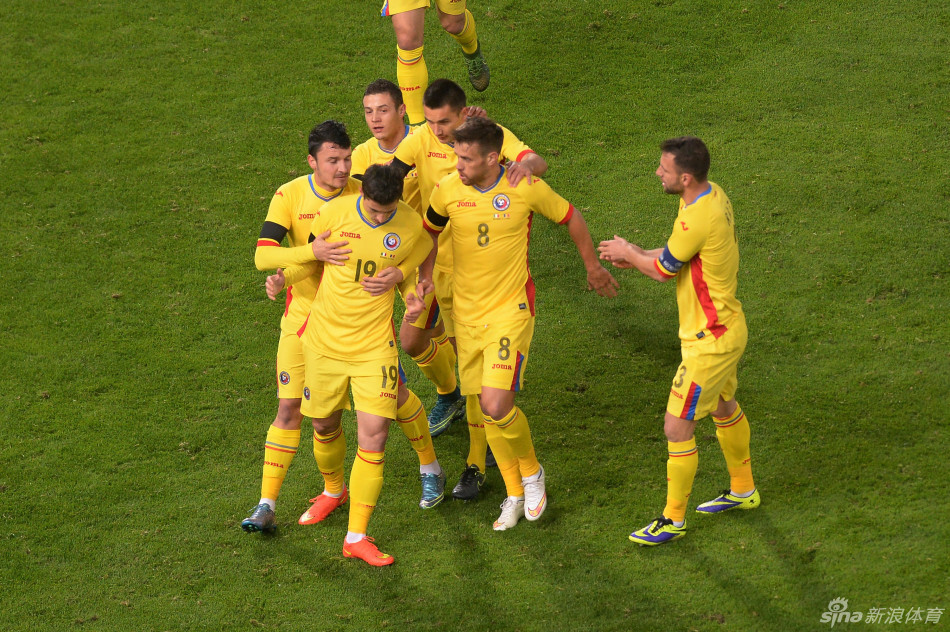 [友谊赛]意大利2-2罗马尼亚_高清图集_新浪网