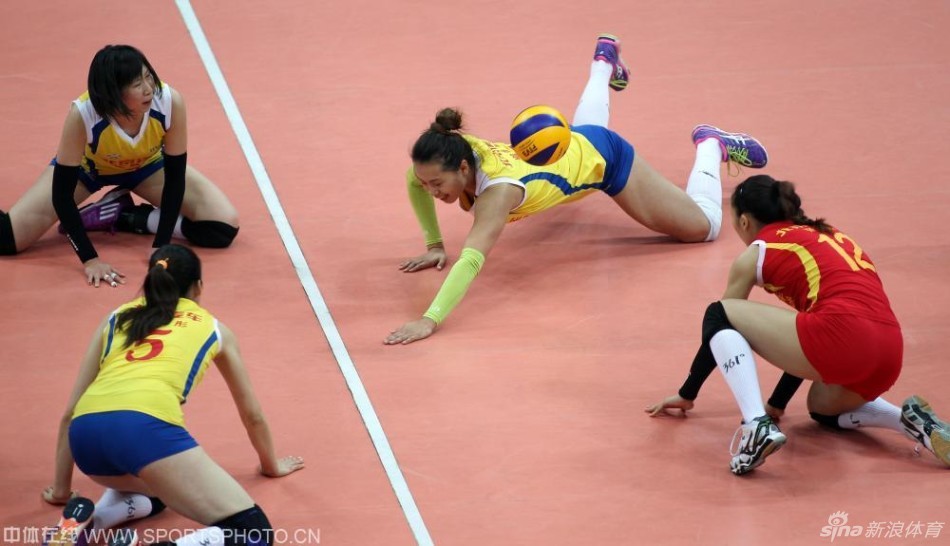 女排第11轮精彩瞬间