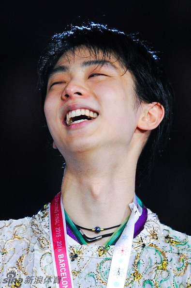 北京时间12月13日,2015年花样滑冰大奖赛总决赛在西班牙巴塞罗那完美