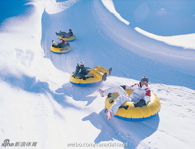 活动也很丰富,雪上飞碟(snow tubing)就是深受大众喜爱的雪上项目之一