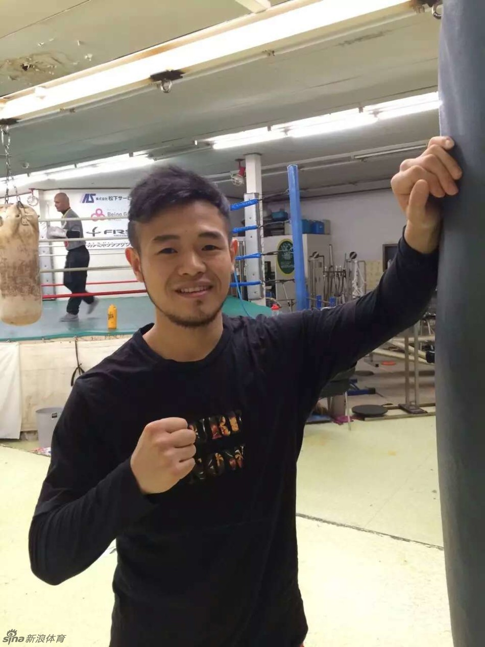 裘晓君备战世界金腰带赛_高清图集_新浪网