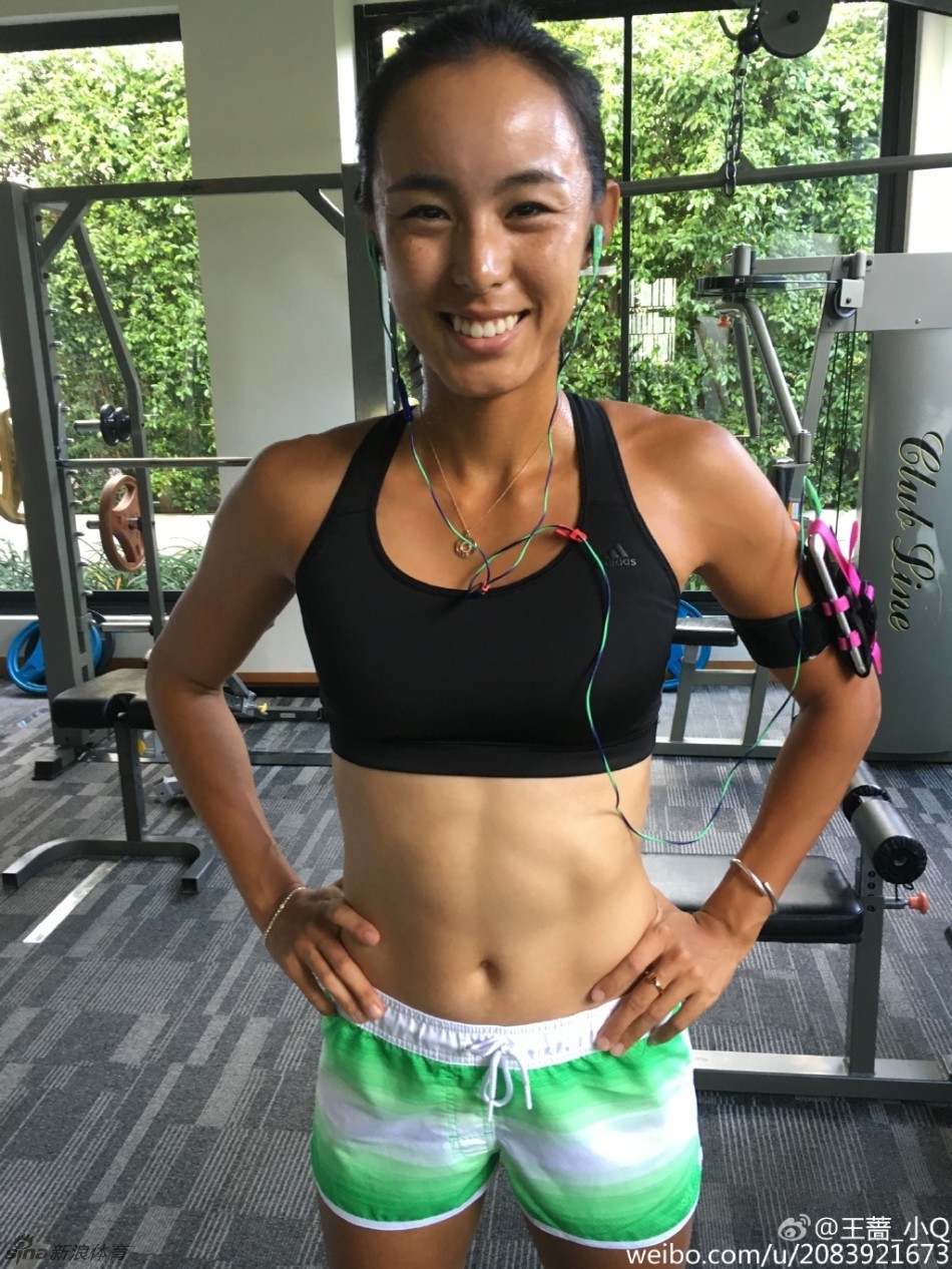 中国美女王蔷清纯私房照_高清图集_新浪网