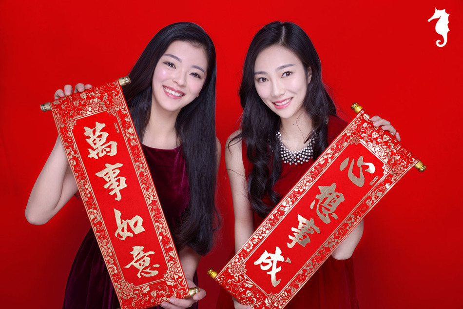 浙江啦啦队给球迷拜年 红红火火送新春祝福_高清图集_新浪网