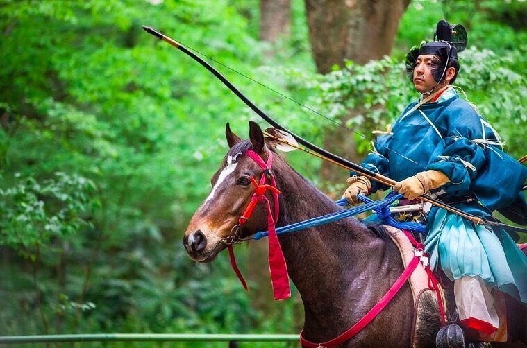 日本武士骑马拉弓射箭_高清图集_新浪网