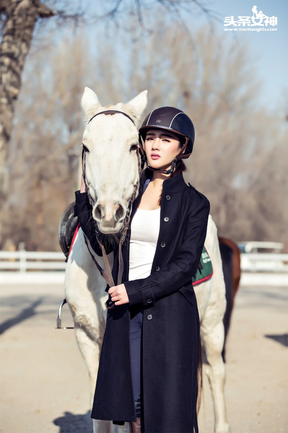 马术女神走进京郊马场_高清图集_新浪网