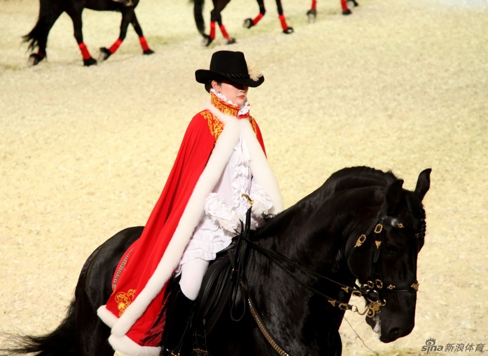 美呆!海澜马术秀惊艳_高清图集_新浪网