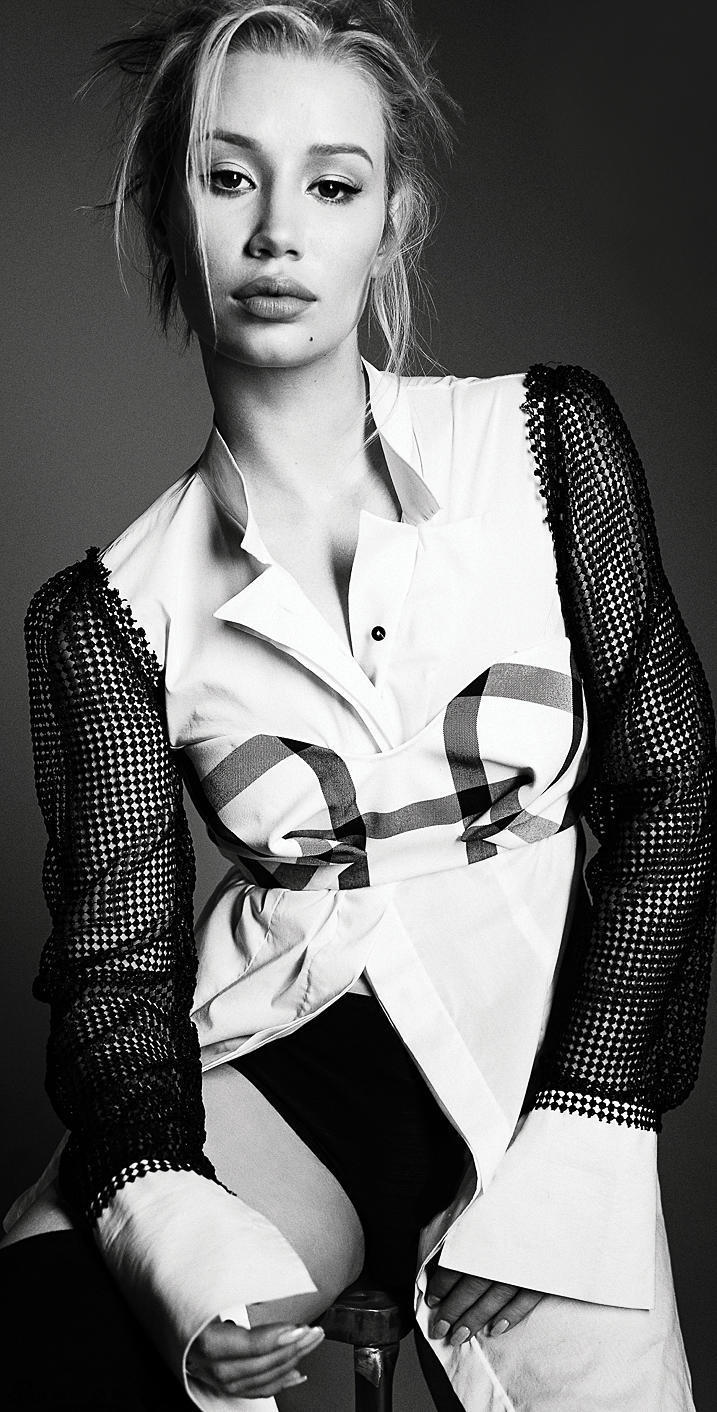 3 / 18 湖人队球星尼克扬的女朋友澳洲说唱女星iggy日前拍摄新写真