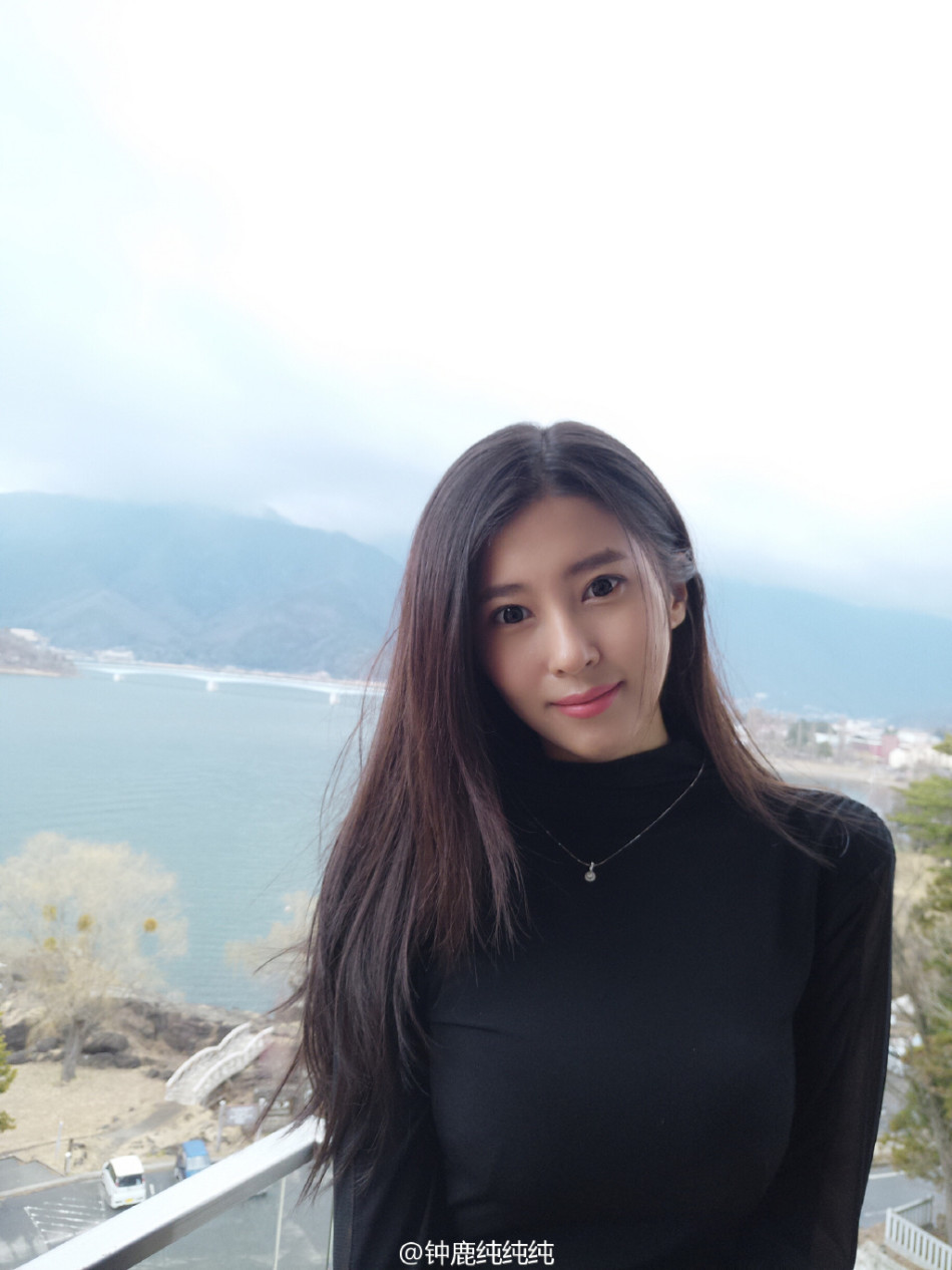 刘晓宇女友私房美照