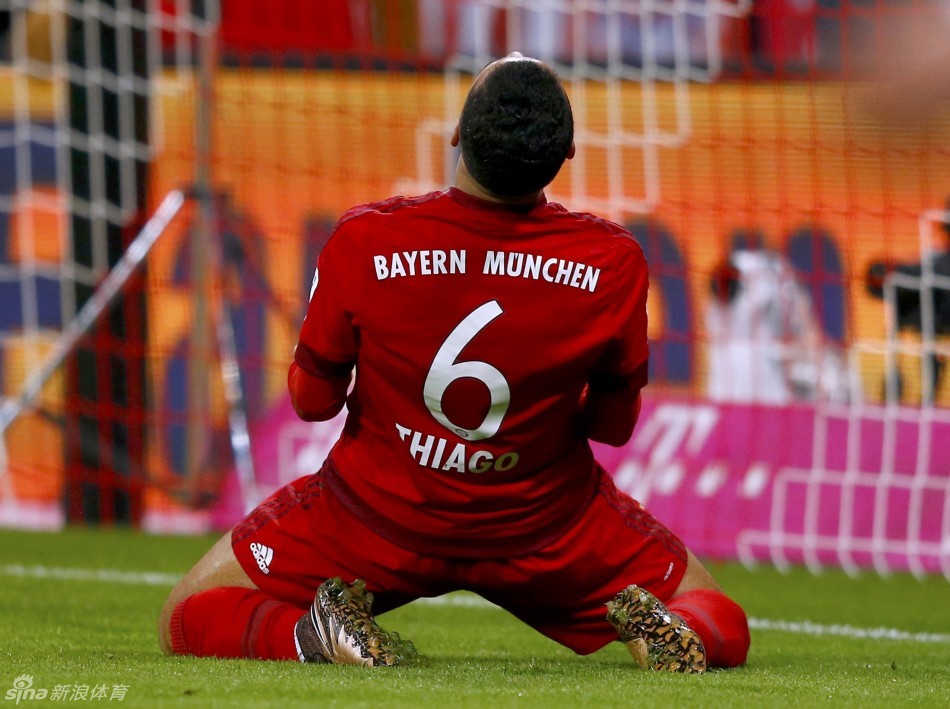 德甲-穆勒蒂亚戈各2球拜仁5-0