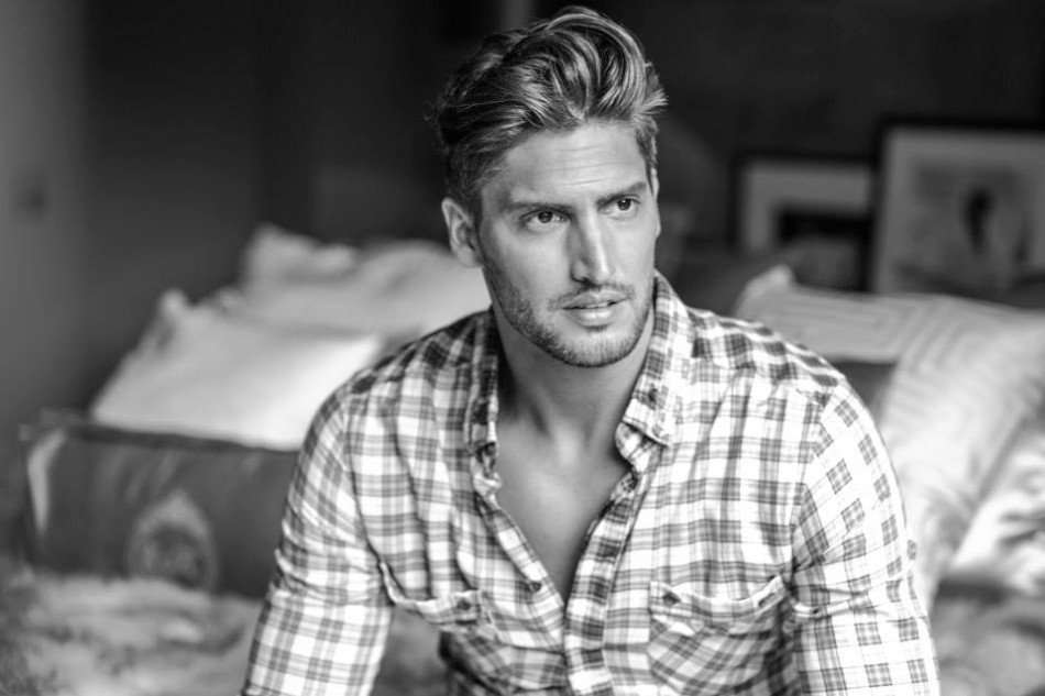 前荷兰男排国手帅哥写真_高清图集_新浪网