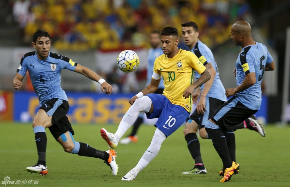 巴西vs乌拉圭比赛视频(巴西vs乌拉圭比赛视频直播)