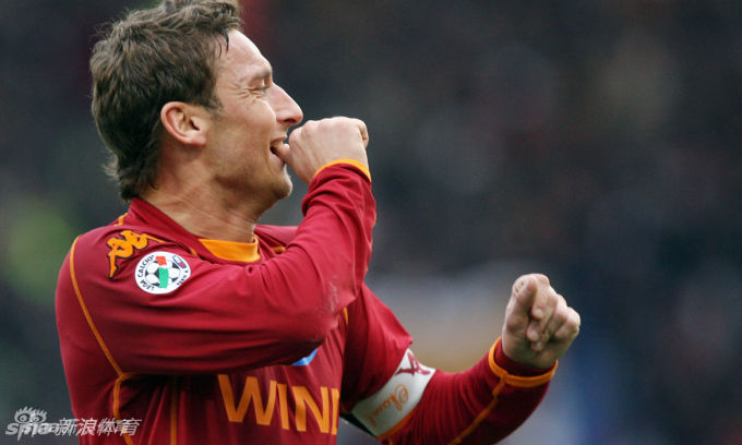 托蒂经典吮拇指庆祝