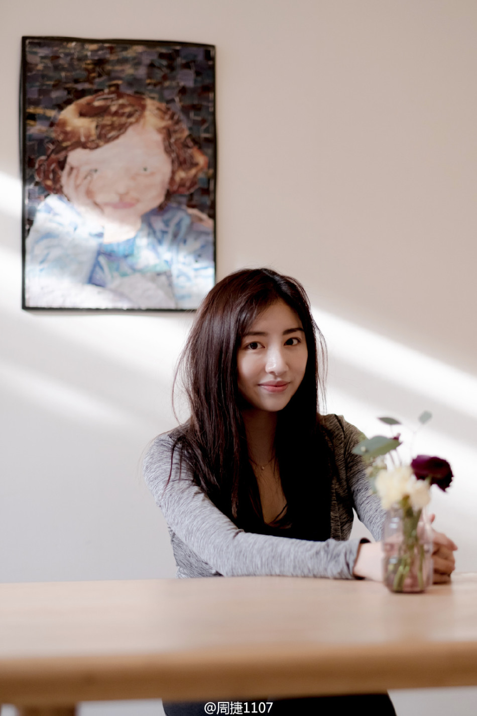 邹凯娇妻别样一字马美艳动人_高清图集_新浪网