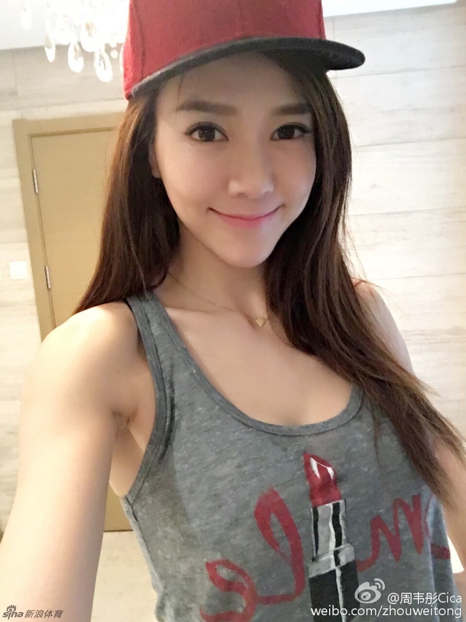 健身女神周韦彤目标瘦十斤