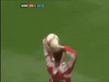 14 / 43 克鲁伊夫转身,布兰科蛙跳,贝氏弧线等等,都是足球大师们留给