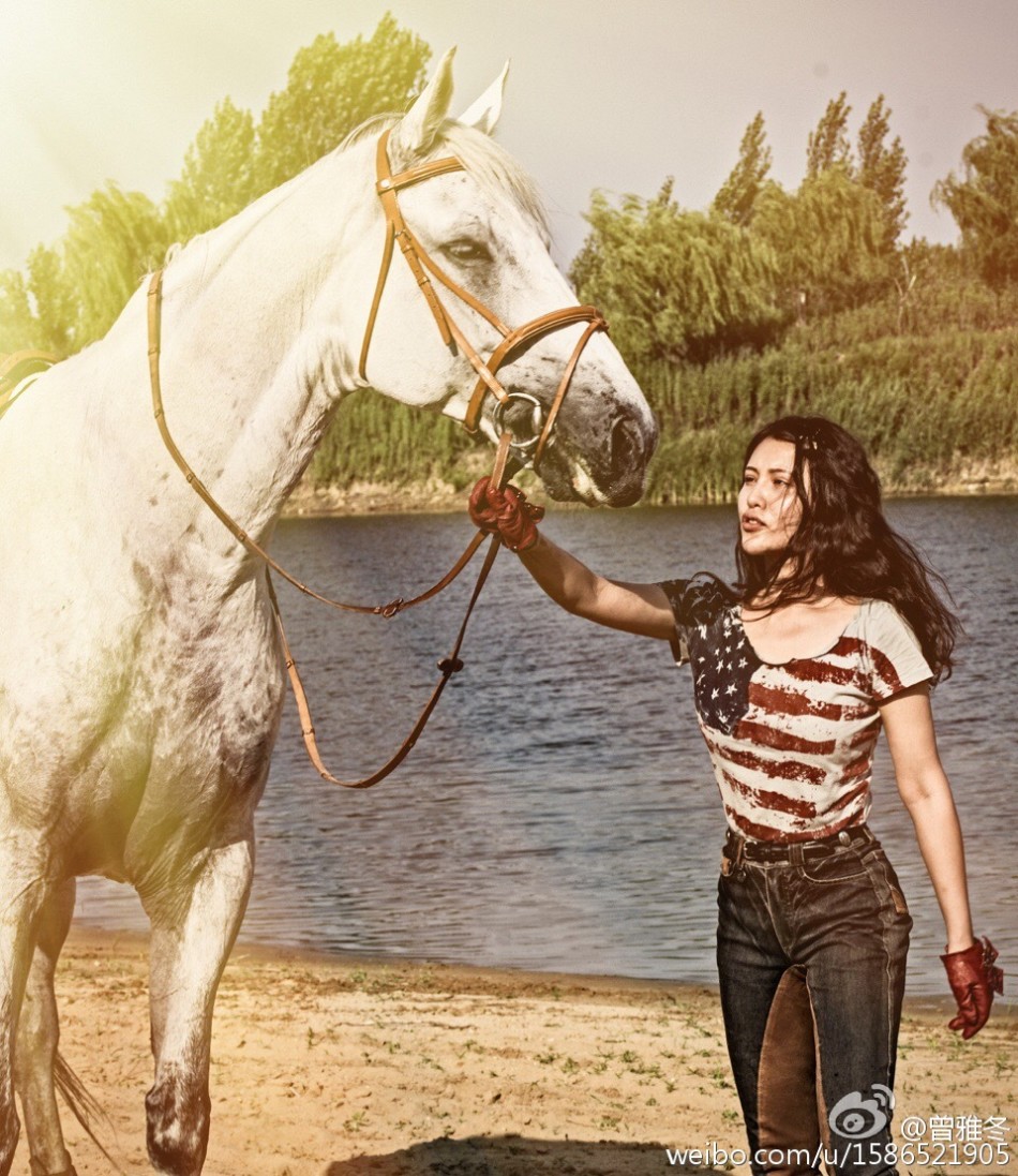 不作秀!女星爱上骑马_高清图集_新浪网