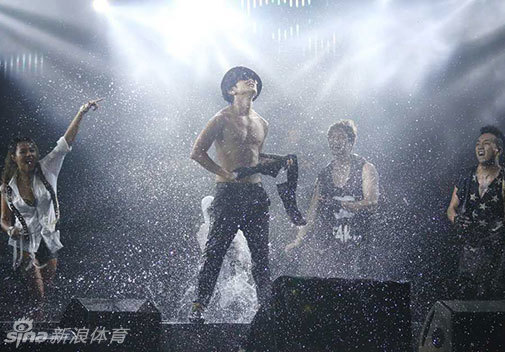 林志颖也晒肌肉 盘点被忽略的好身材男星_高清图集_新浪网