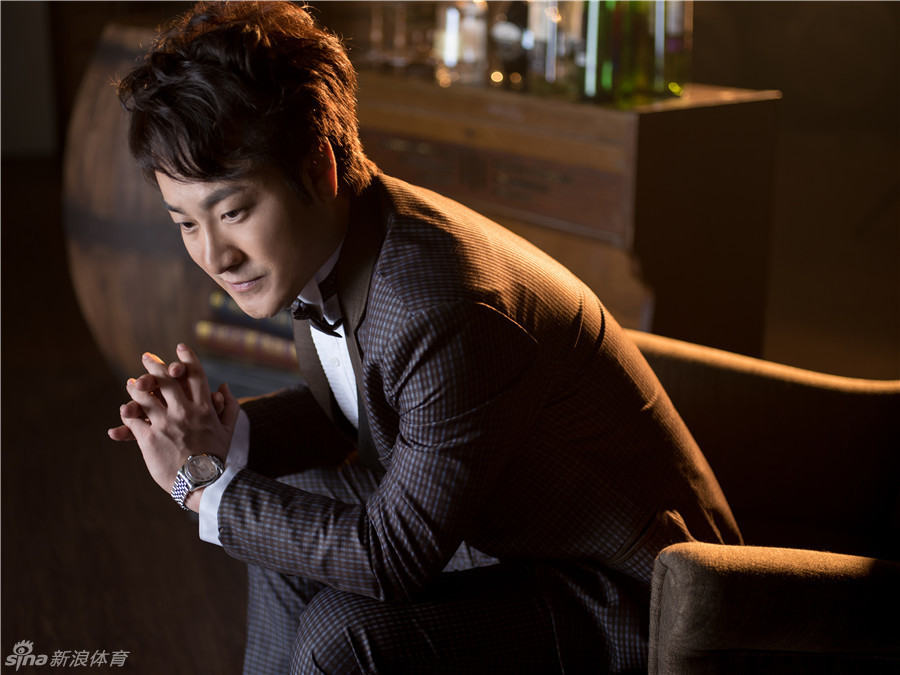 象棋大师党斐的盲棋写真_高清图集_新浪网