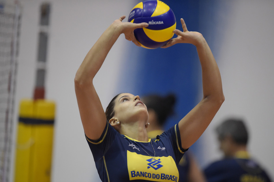北京时间5月9日消息,巴西女排正在萨夸雷马积极备战世界女排大奖赛