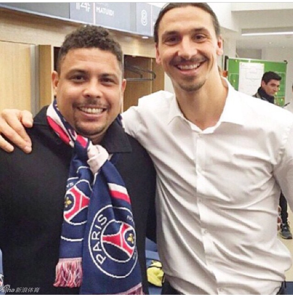 2012年7月18日,巴黎圣日耳曼宣布伊布加盟.