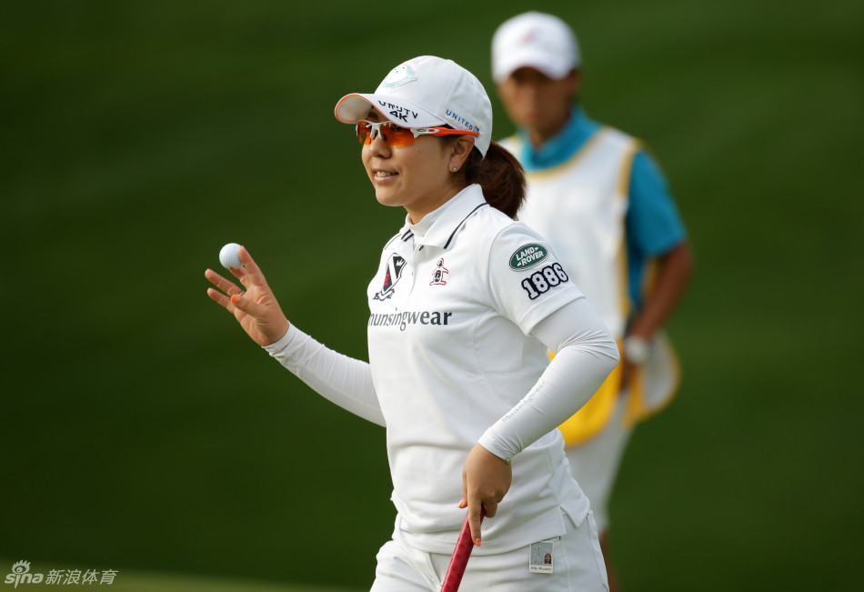 lpga金斯米尔赛宫里美香领先_高清图集_新浪网