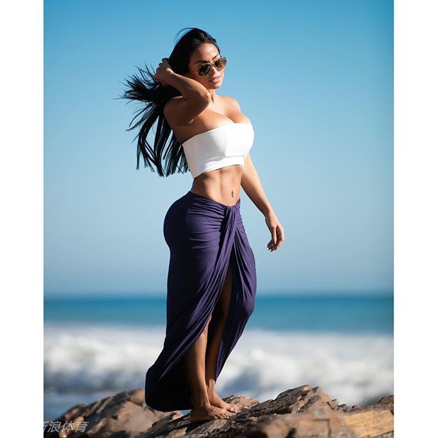 沃尔点赞健身美模_高清图集_新浪网