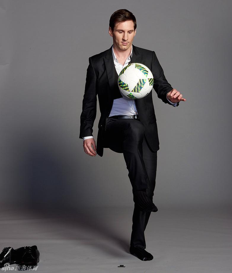 梅西为《体育画报》拍摄写真