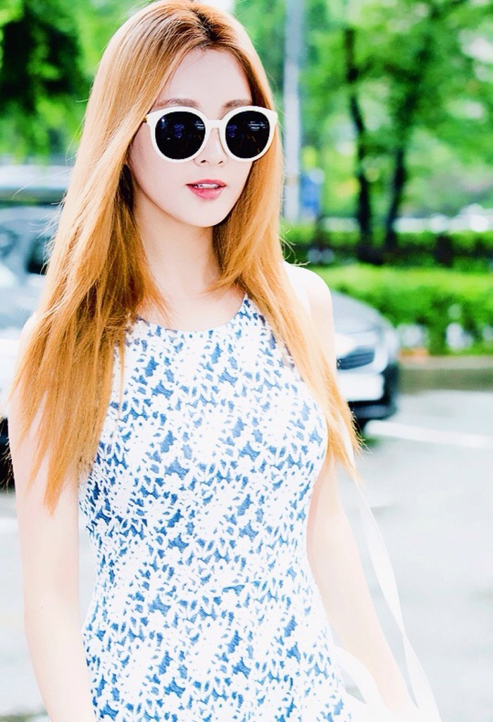 少女时代主唱清纯美艳_高清图集_新浪网